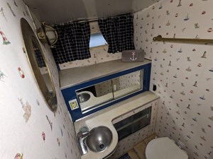 1963 Chris-Craft Constellation  17 