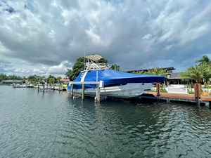 - 1 1.2_2016 42ft Boston Whaler 420