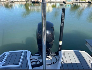 2020 Monterey M-205 4 5