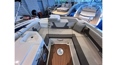BAYLINER VR6 CUDDY 22 