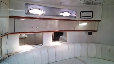 Sea Horse 6 45-2000-Sea-Ray-Sundancer-07