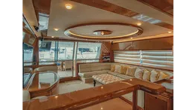 2004 Ferretti Yachts 810 14 