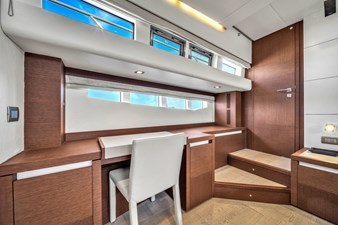 2015 Prestige 750 55 