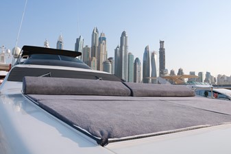 SIMONA 3 AZIMUT LEONARDO 98  - EXTERIOR - SEBASTIEN AGIUS YACHT CONSULTANT