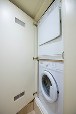 La Rubia 19 La Rubia Interior – Crew mess