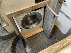 Azimut Magellano 53 24 