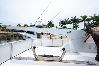 JUST DIVINE 18 61_tollycraft_just_divine_flybridge10