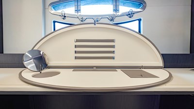 ANDIAMO II 73 YachtsBlue-108-Pershing-2021-For Sale-82