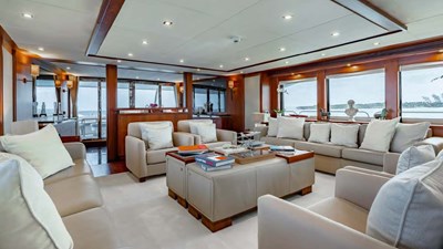 AQUARIUM 38 2009 Sunseeker 37 Metre Yacht