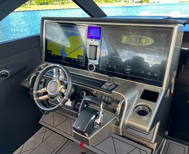 2024 Mystic Powerboats M5200 32 