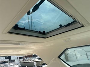 2007 Tiara Yachts 4300 Sovran 26 
