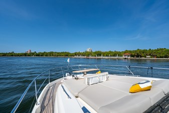 2019 Prestige 590S 29 