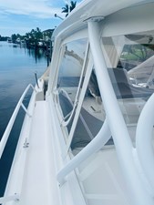 - 15 16_2008 39ft Intrepid 390 Sport Yacht