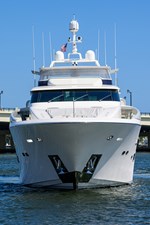 ANDREA VI 61 Bow