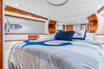 Veronique 38 2005 PERSHING 50 - Master Cabin