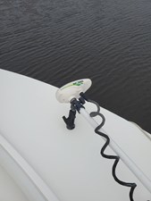 Jolly Roger 17 Rhodan trolling motor