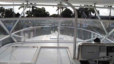 - 10 11_Listing for 2007 34' Luhrs 31 Open