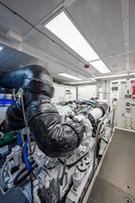 SUPERSTAR 49 ENGINE ROOM
