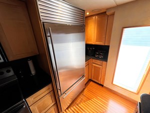 2001 Broward Raised Pilothouse MY 35 