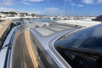 Canados Gladiator 493 17 CANADOS GLADIATOR 493 OUTBOARD_13