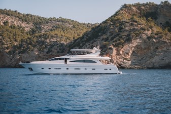 ASTONDOA 82 GLX  0 Astondoa 82 GLX