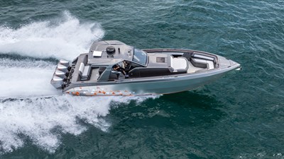 42 Auroris 12 2025 Cigarette 42 Auroris