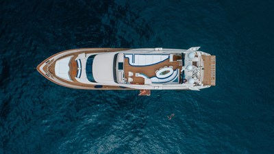 LADY MURA 2 2Yacht_ladymura_Superyacht_IYC_exterior8
