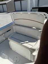  -  14 Fwd cockpit seat