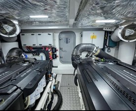 - 19 20_2019 62ft Princess F62