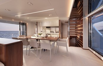 GENESIS 5 Dining Area w/Galley Forward