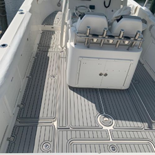 2015 Century 3200 Center Console 2 3