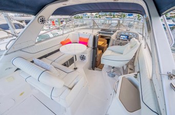 1999 Bayliner 3255 Avanti 8 