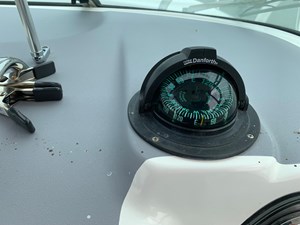 2001 Aquasport 275 Explorer 6 
