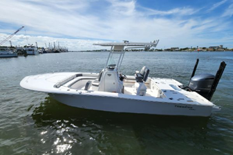 2019 Tidewater 2500 Carolina Bay 43 44