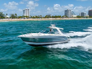 2018 31' Formula 31 Performance Cruiser 0 