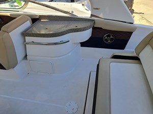 - 18 19_2014 27ft Regal 2700 Bowrider