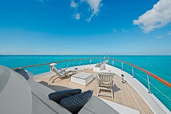 SERENITY 24 Bow