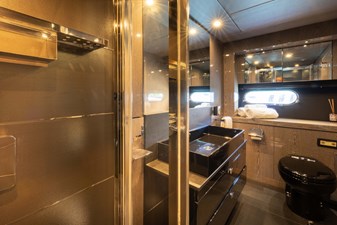 Mirka 8 Y MIRKA- Cabin 3