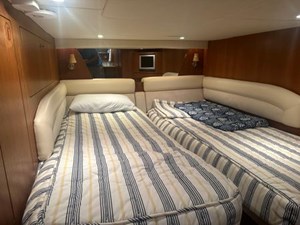 2007 Tiara Yachts 4300 Sovran 53 