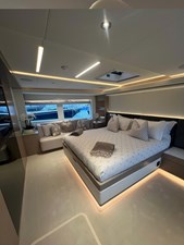 MAJESTY 100/17 9 