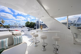 THE BEELIEVER 37 FLYBRIDGE