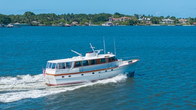 ABSOLUTE 42 Profile @ 16kts