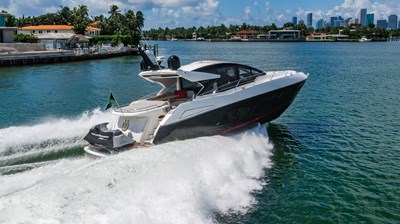 - 2 3_2019 57ft Sunseeker Predator