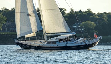 CABOCHON 1 1. Under sail