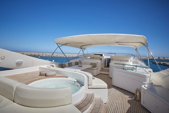CAMARIK 5 ferretti112-006