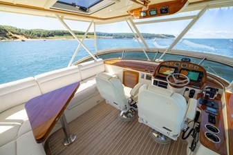 BAREFOOT 25 2014 Hinckley Talaria 48 BAREFOOT