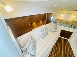 - 50 51_2008 39ft Intrepid 390 Sport Yacht