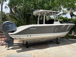 - 2 3_2022 28ft Pursuit S288 Center Console