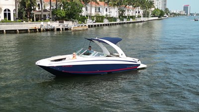- 1 2_2014 27ft Regal 2700 Bowrider