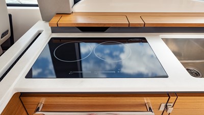 Lorax 90 2024 Tiara Yachts 48 LE